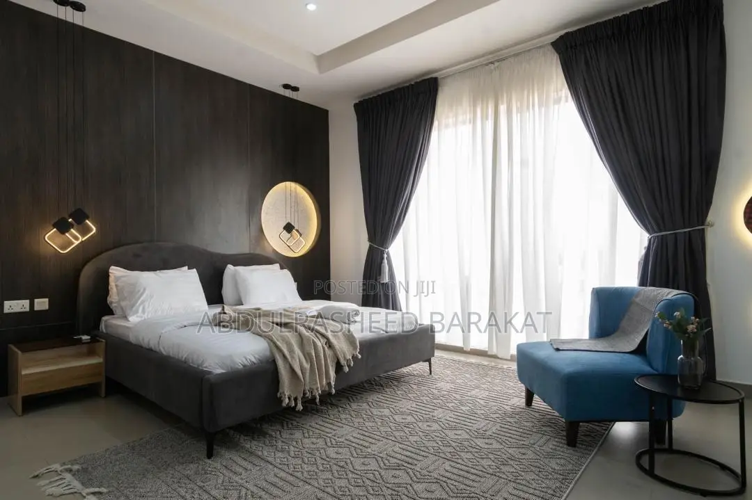 Luxury Two Bedroom Maisonette With Pool and Gym