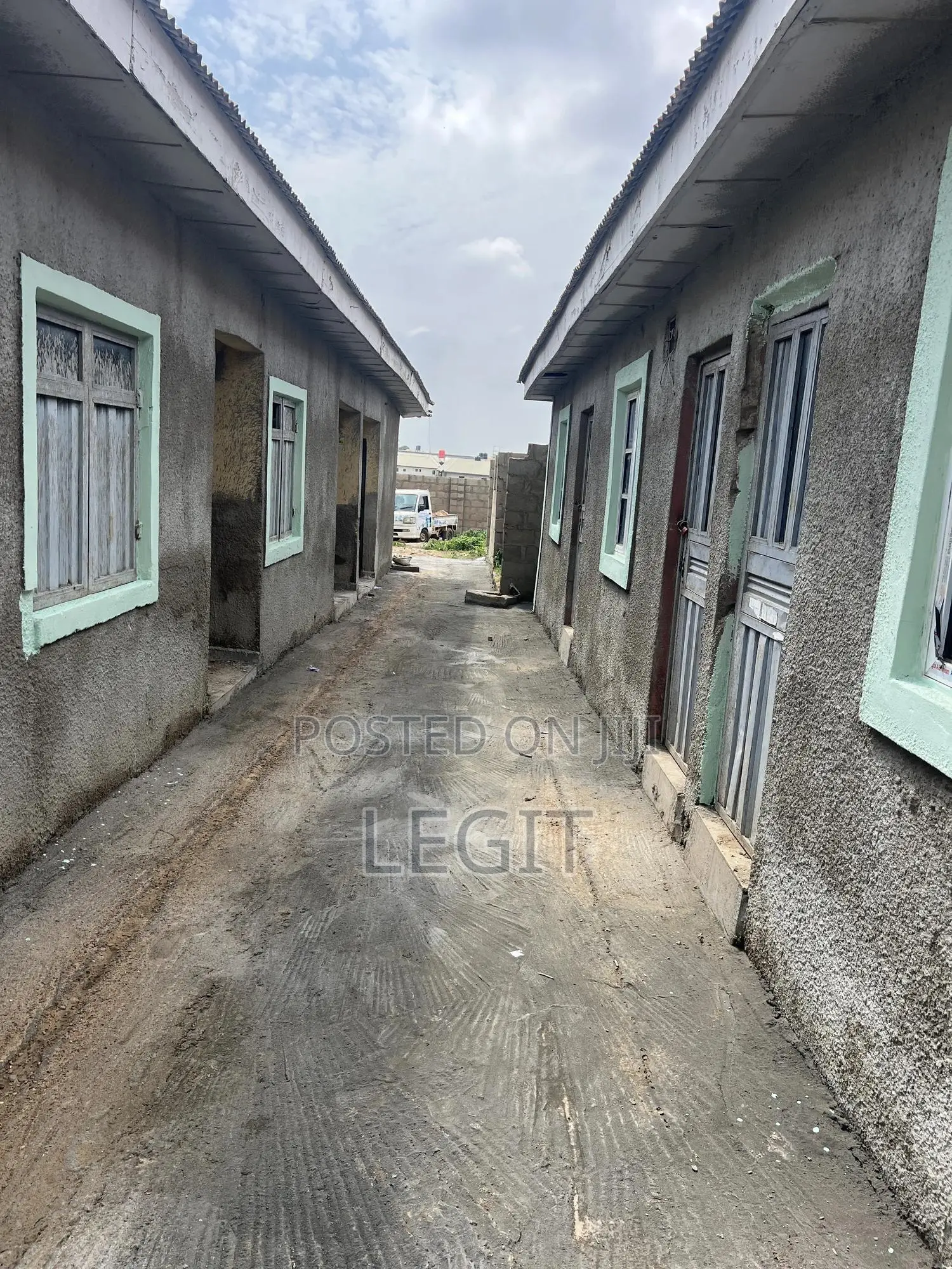 1bdrm Block of Flats in Minna for sale