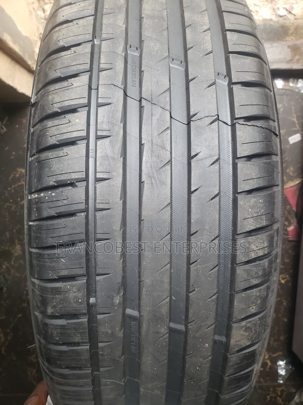 235/60r18 Michelin Tyre