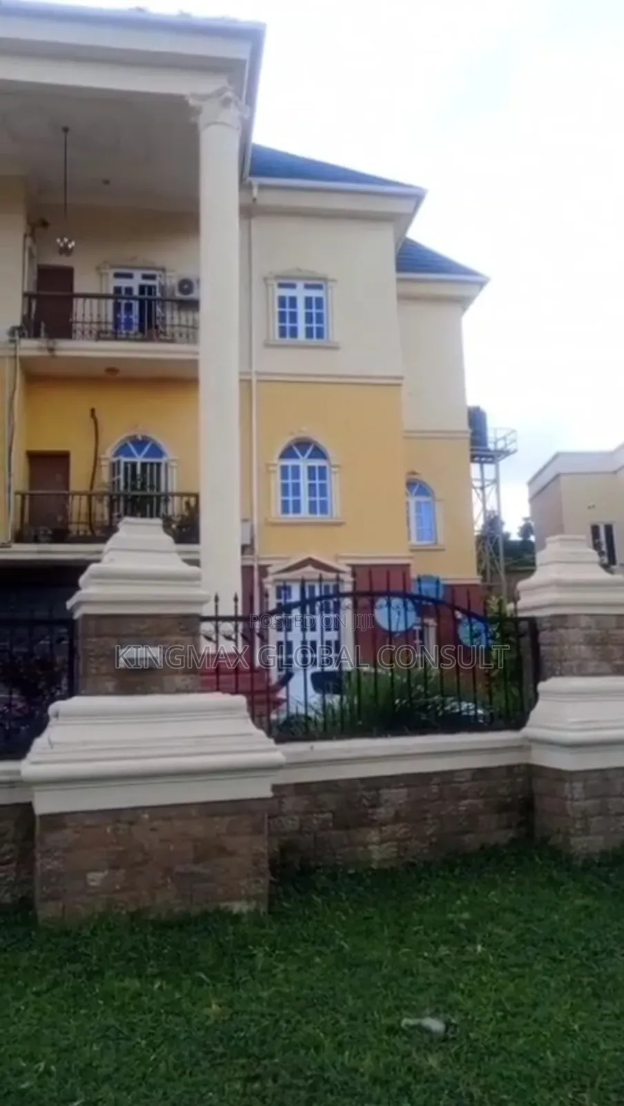 6bdrm Duplex in Asokoro Extension for sale