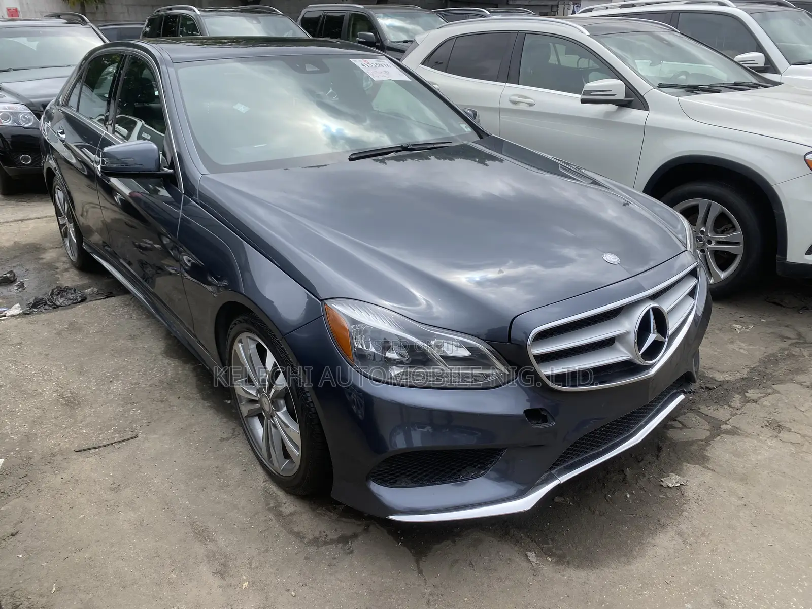Mercedes-Benz E350 Base 4Matic Sedan AWD (3.5L 6cyl 7A) 2014 Gray
