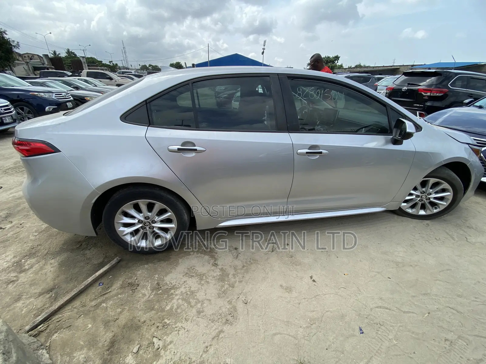 Toyota Corolla LE 2020 White