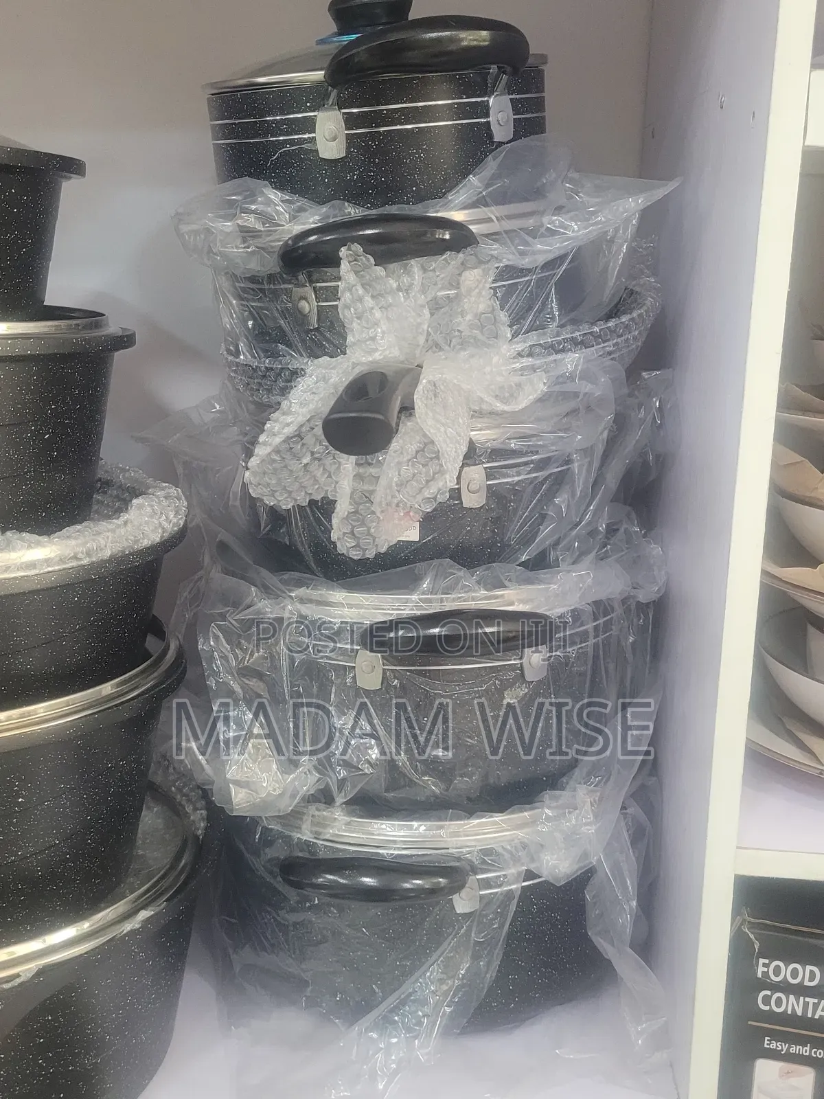 5 Set Cookware Pots and Pans.