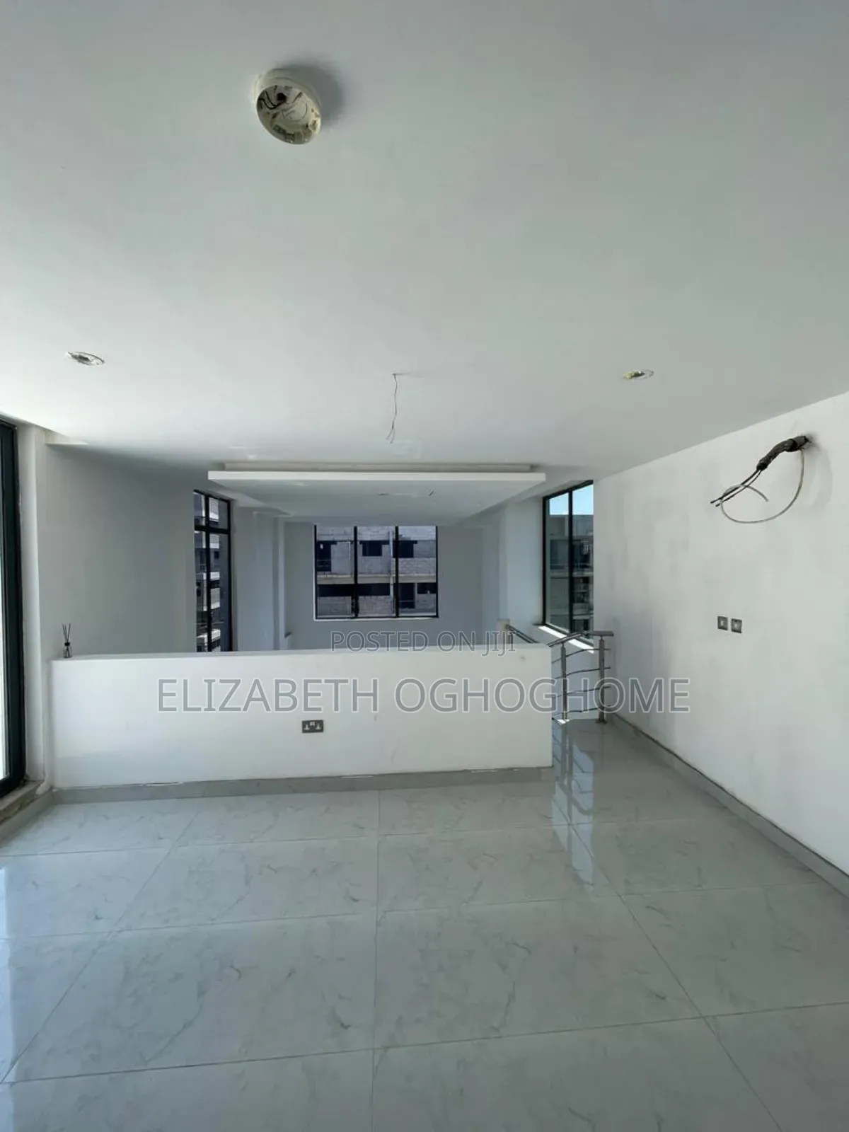 4bdrm Penthouse in Victoria Island for sale