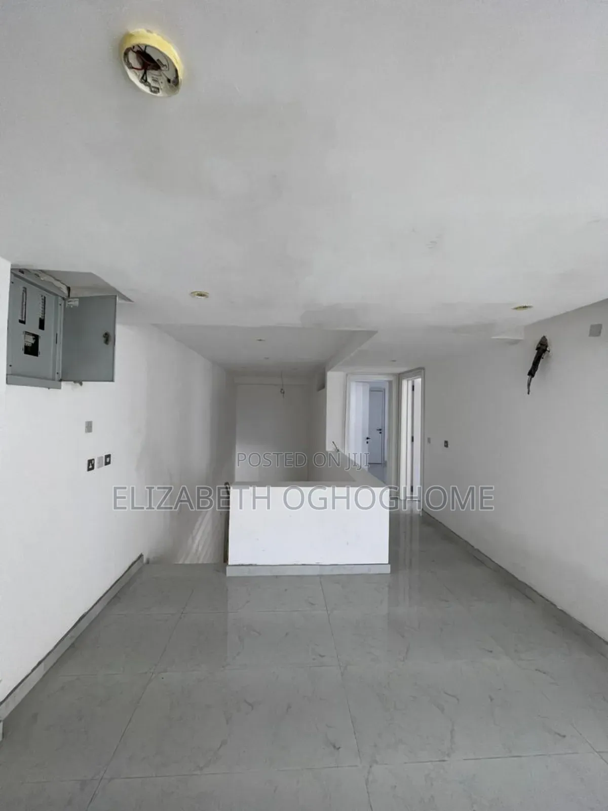 4bdrm Penthouse in Victoria Island for sale
