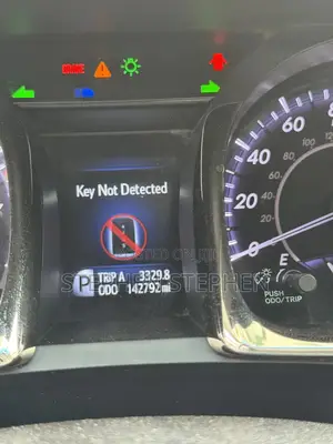 Toyota Avalon 2013 Blue