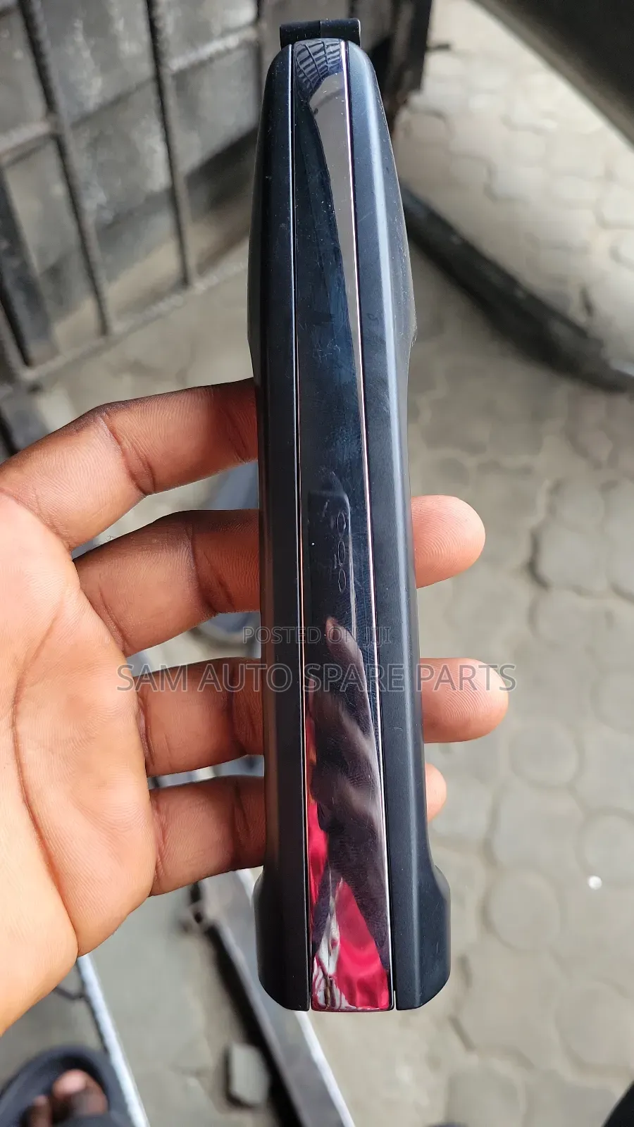 Toyota Venza Door Handle Back Left 2010 Model