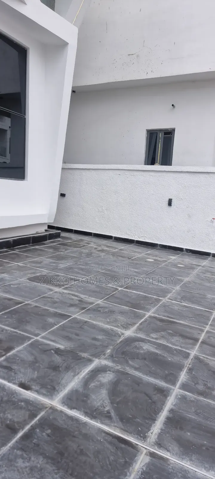 5bdrm Duplex in Ajah for sale