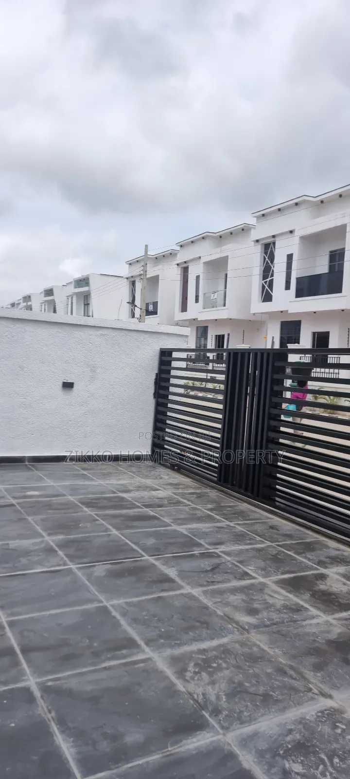 5bdrm Duplex in Ajah for sale