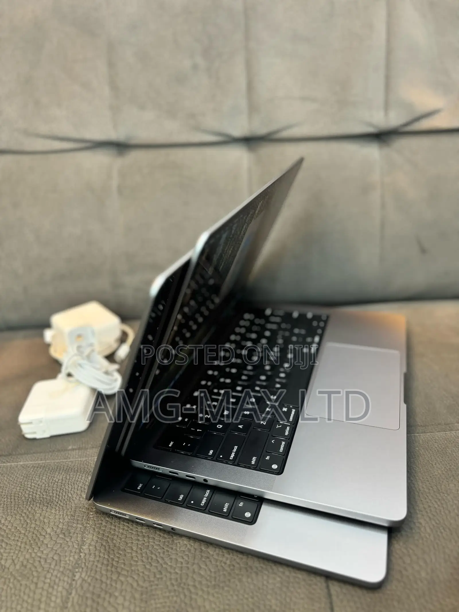 Laptop Apple MacBook Pro 2023 M2 Max 14-Inch 64GB Apple M2 Ultra SSD 2T