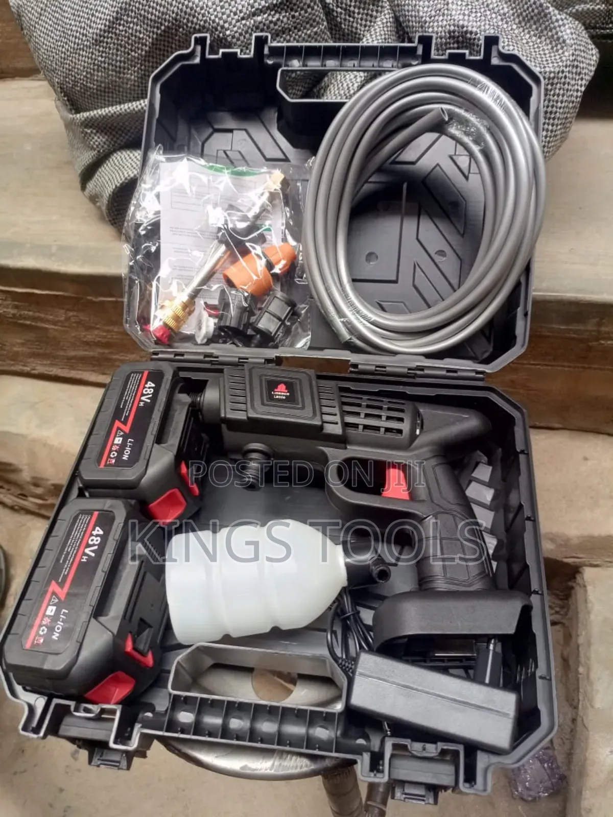 Cordless Pressure Washer