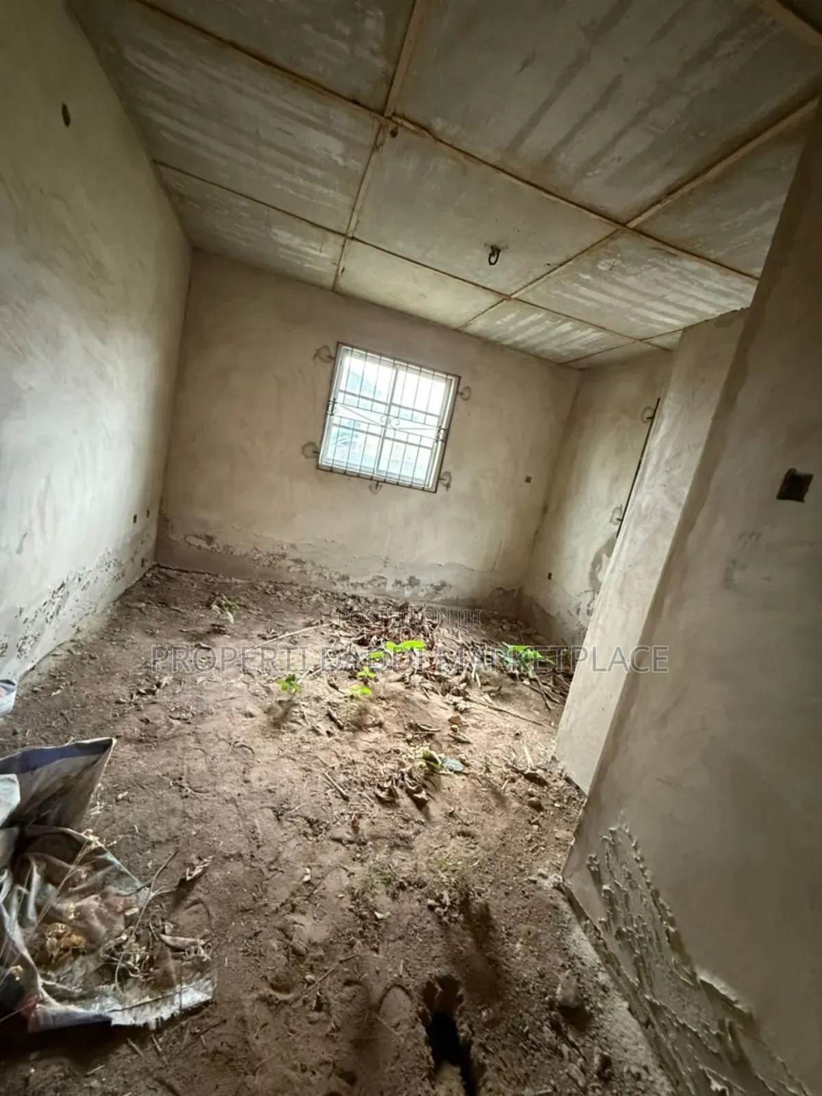 4bdrm Bungalow in Ayobo for sale