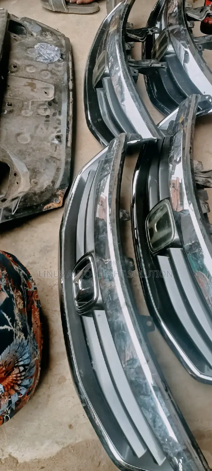 Front Grill 2010 Honda Accord