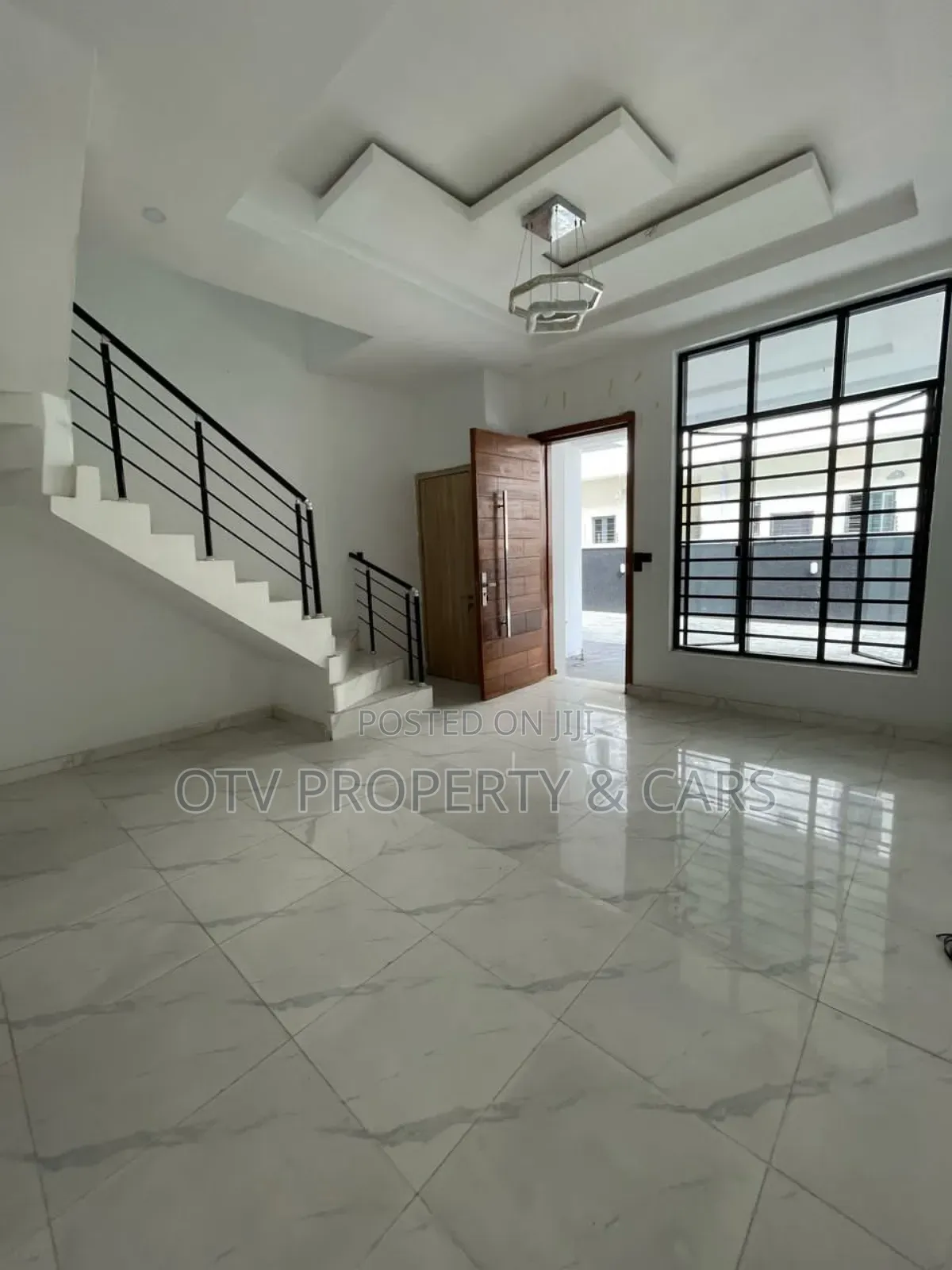Furnished 3bdrm Townhouse/Terrace in Ikota for sale