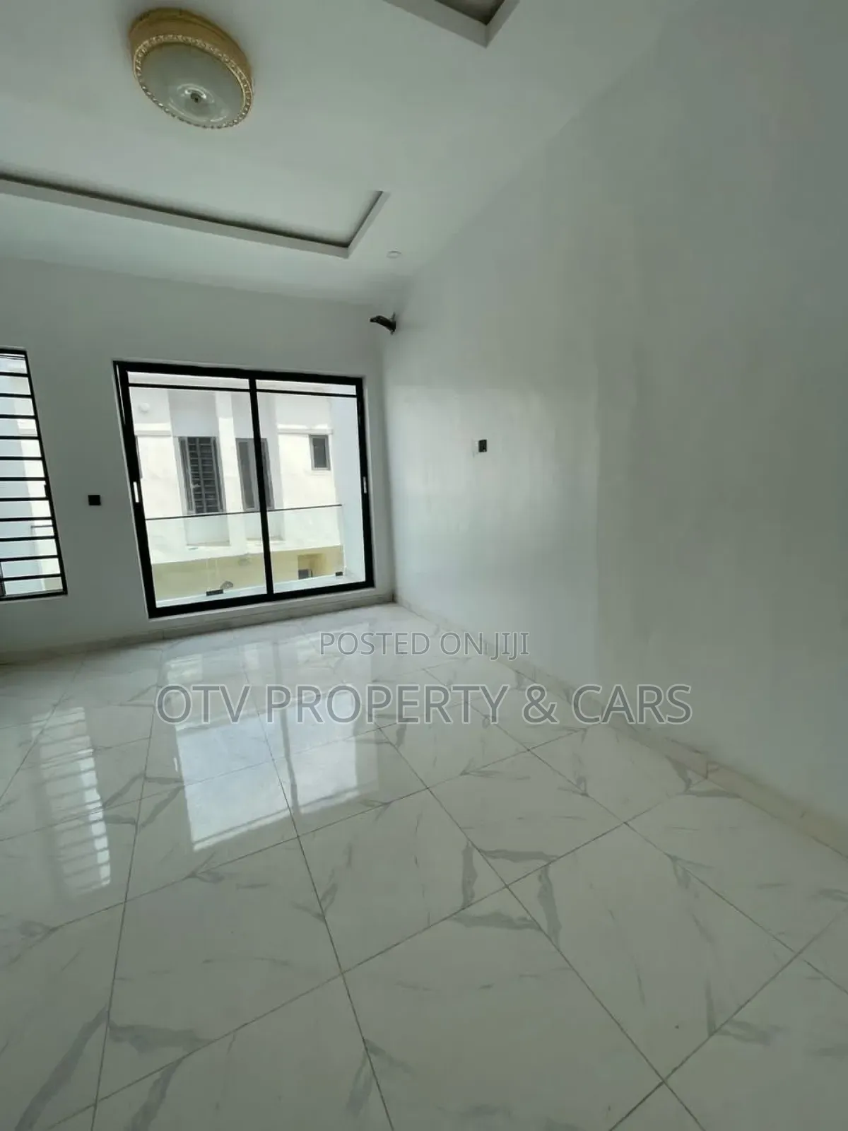 Furnished 3bdrm Townhouse/Terrace in Ikota for sale