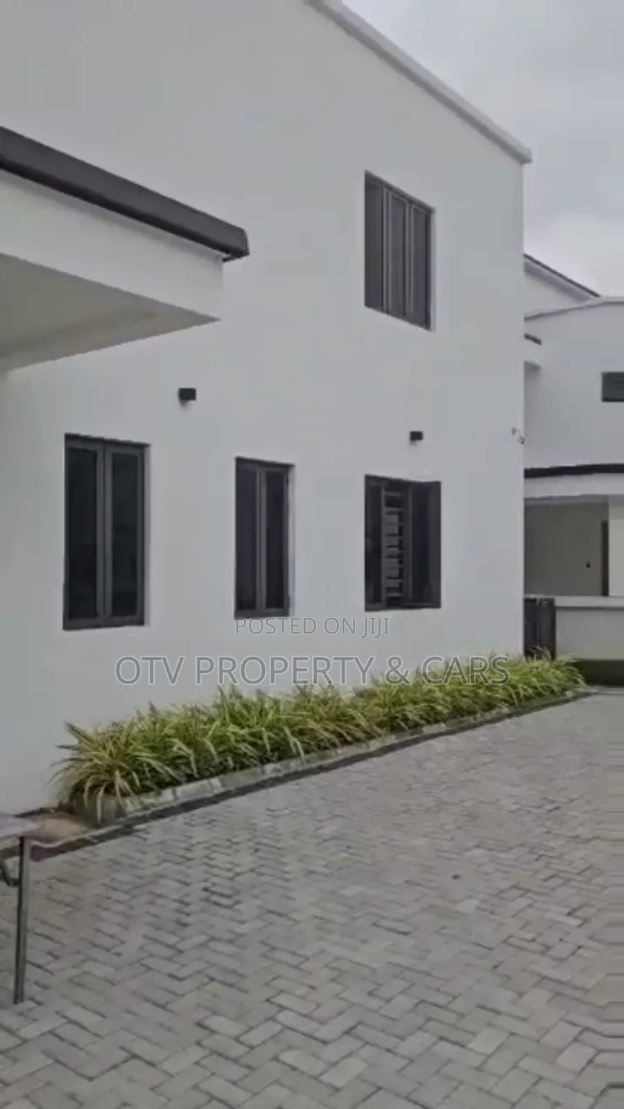 Furnished 6bdrm Duplex in Ikeja GRA for sale