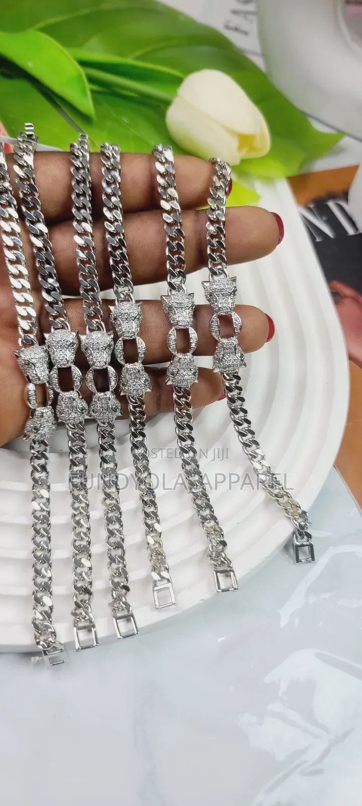 Slim Wrist Cuban Cartier Hand Chain