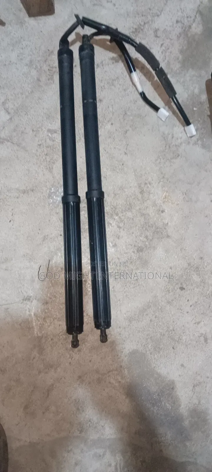 Boot Shock Rx350 2016-2022( 2 Sitters)