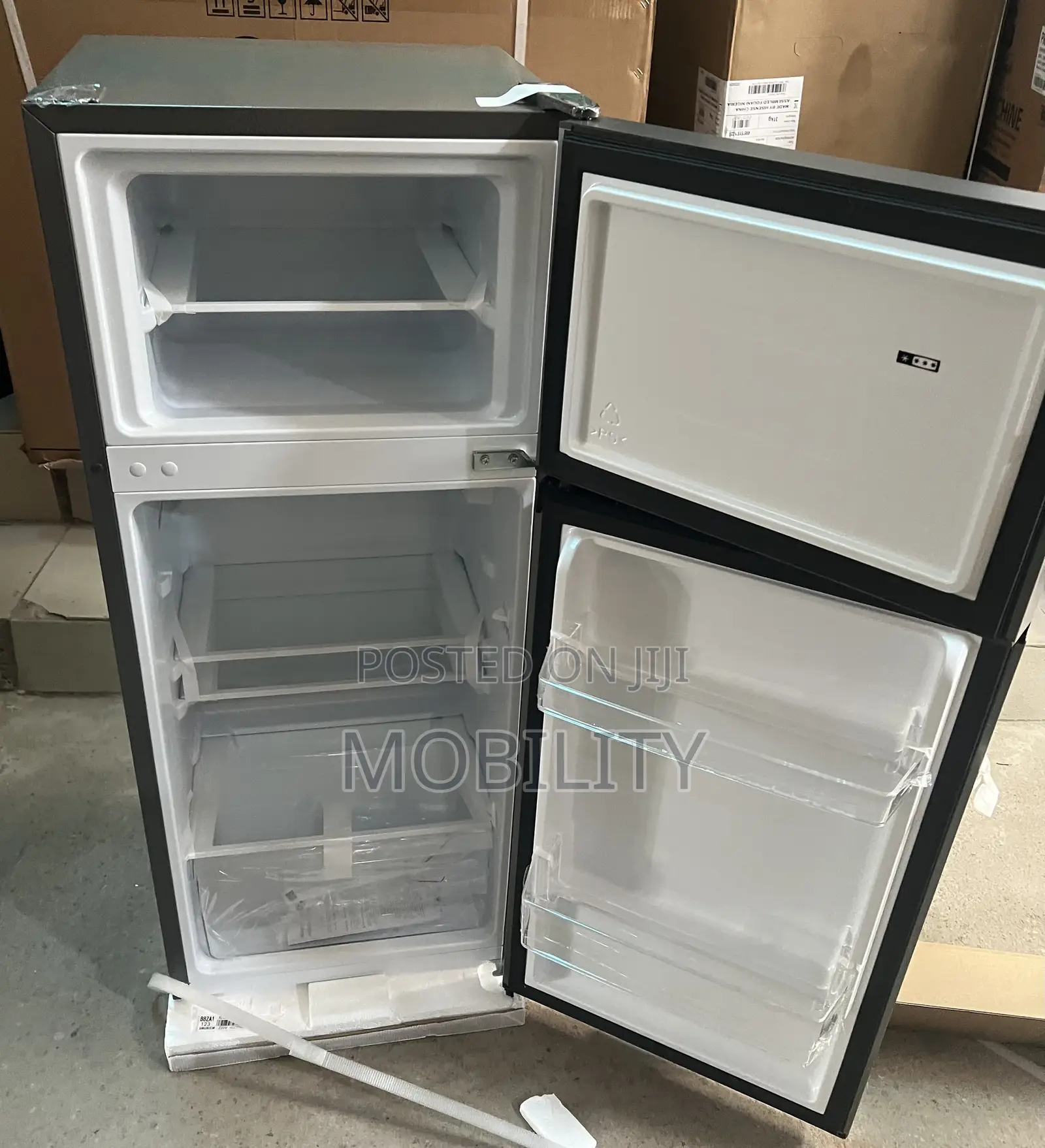Hisense Double Door Fridge 124liters Brand New