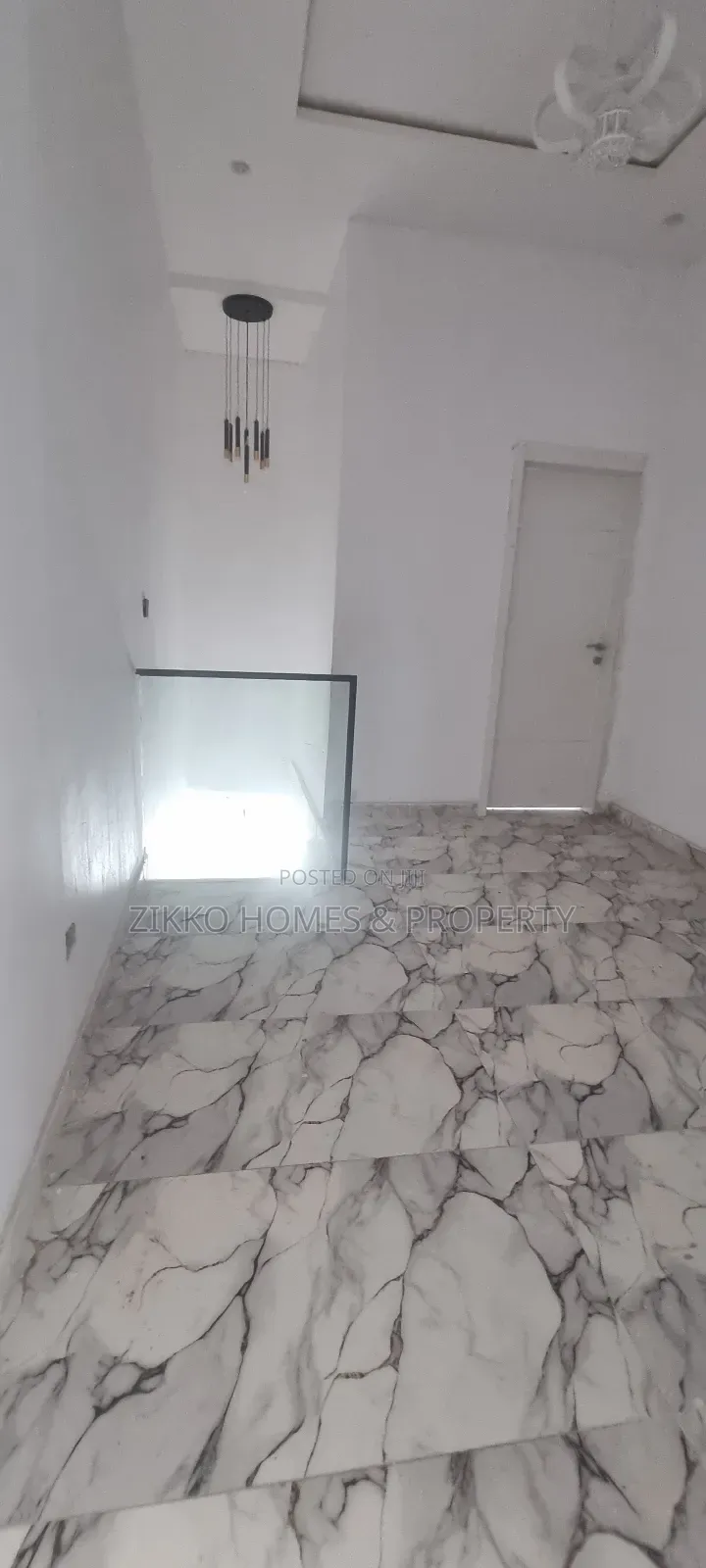 4bdrm Duplex in Ikota Gra, Chevron for sale