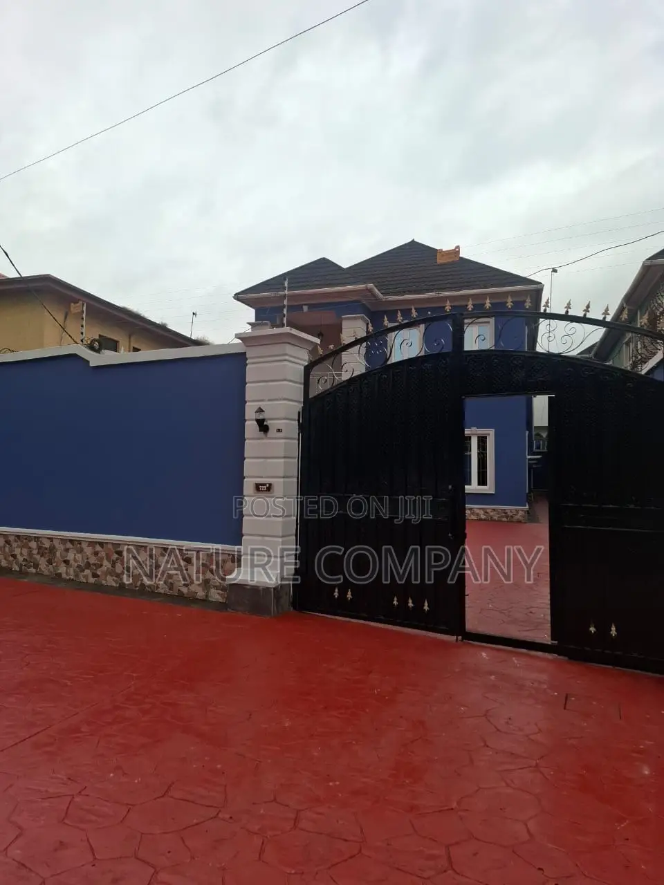 6bdrm Duplex in Omole Phase 2 for rent