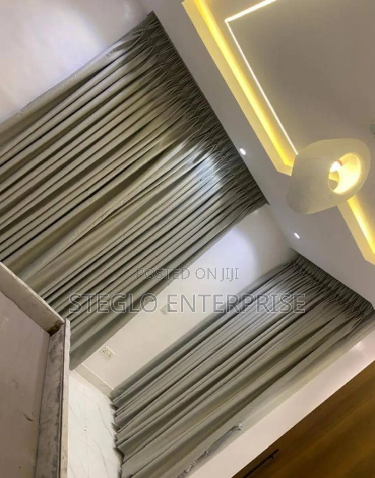 Manual/Automated Curtains (Available to Travel)
