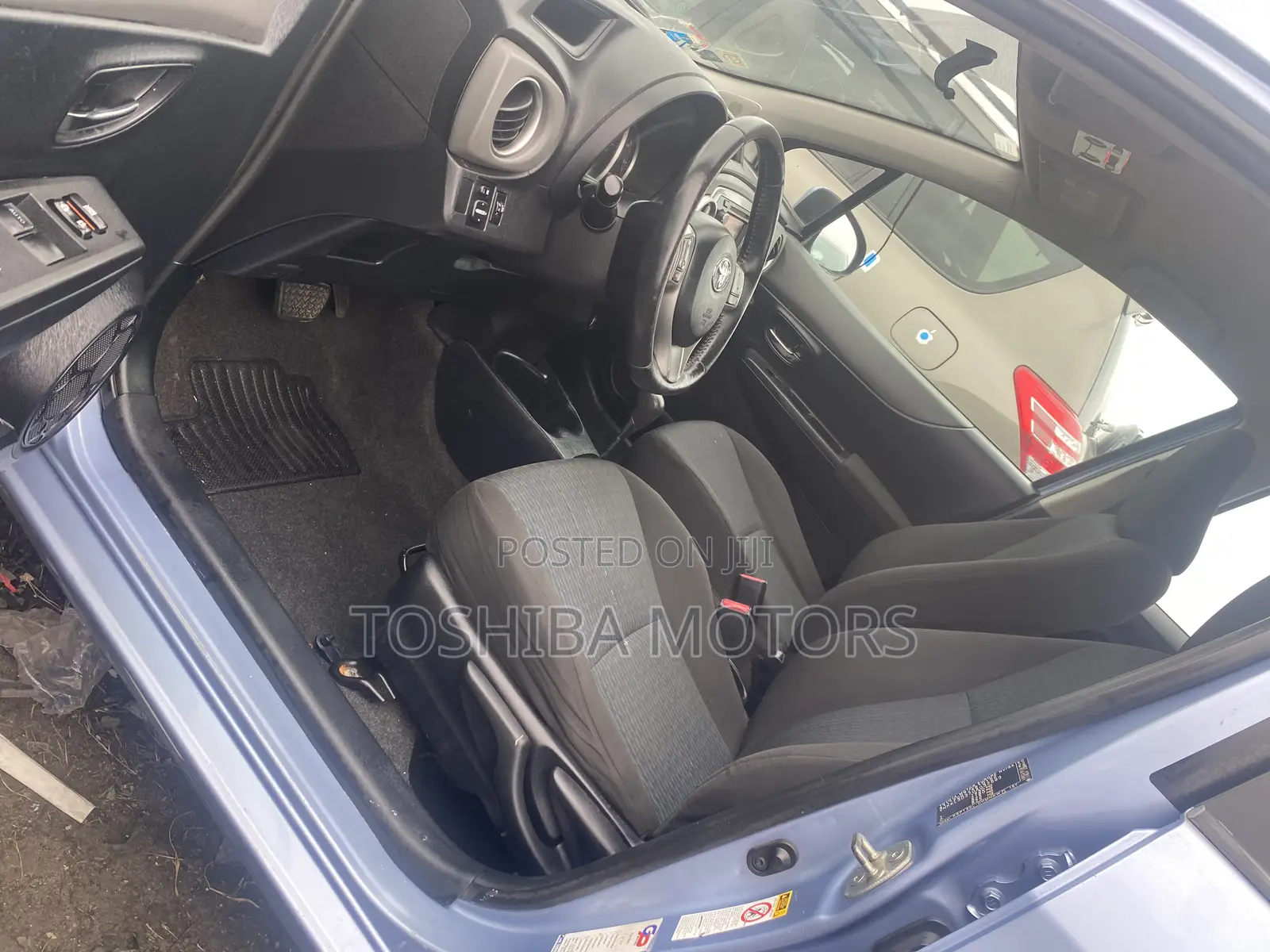 Toyota Yaris 2012 Blue