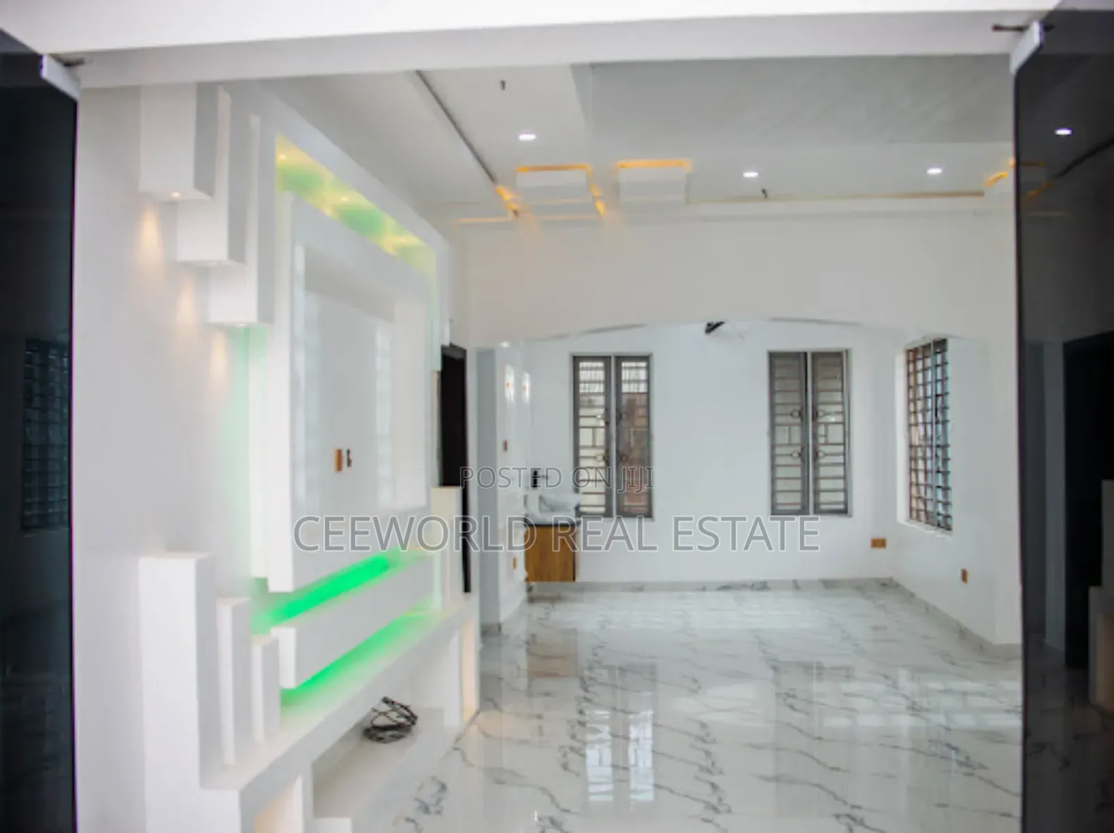 4bdrm Duplex in Liberty Academy, Akala Express for rent