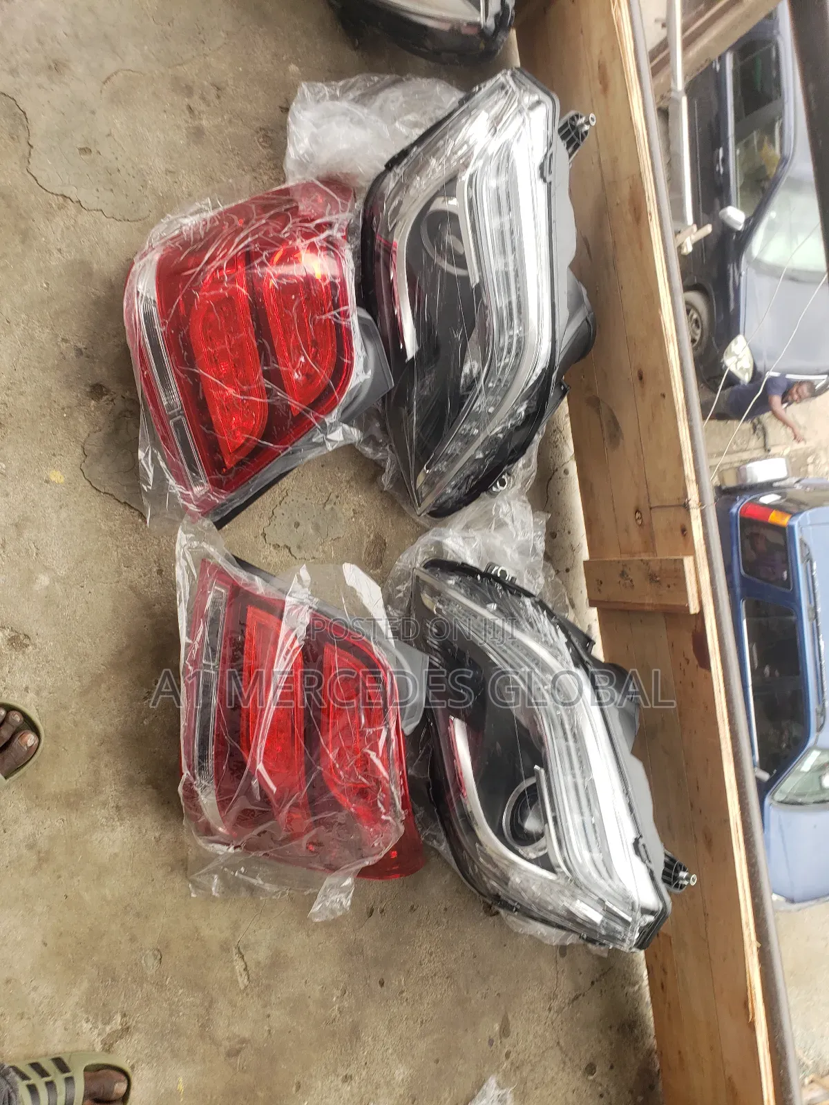 Mercedes-Benz GLK Front and Back Lights 2013