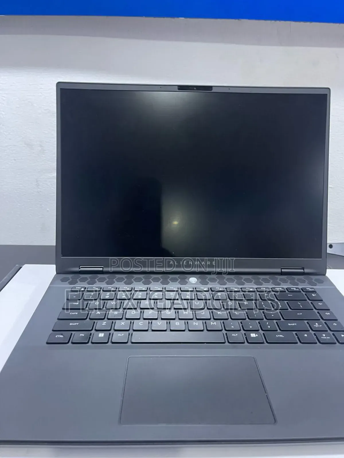 Laptop Dell Allienware M18 R1 16GB Intel Core Ultra 7 SSD 1T