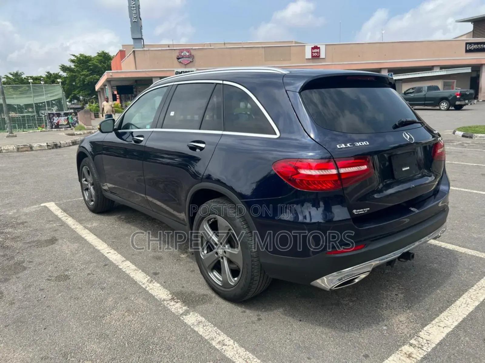 Mercedes-Benz GLC-Class 2017 Blue