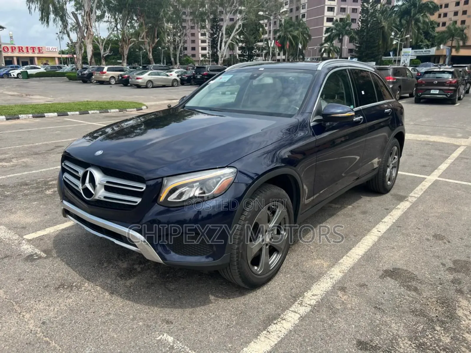 Mercedes-Benz GLC-Class 2017 Blue