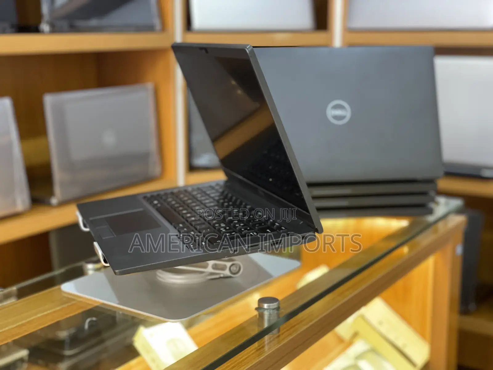 Laptop Dell Latitude 7400 16GB Intel Core I5 SSD 256GB