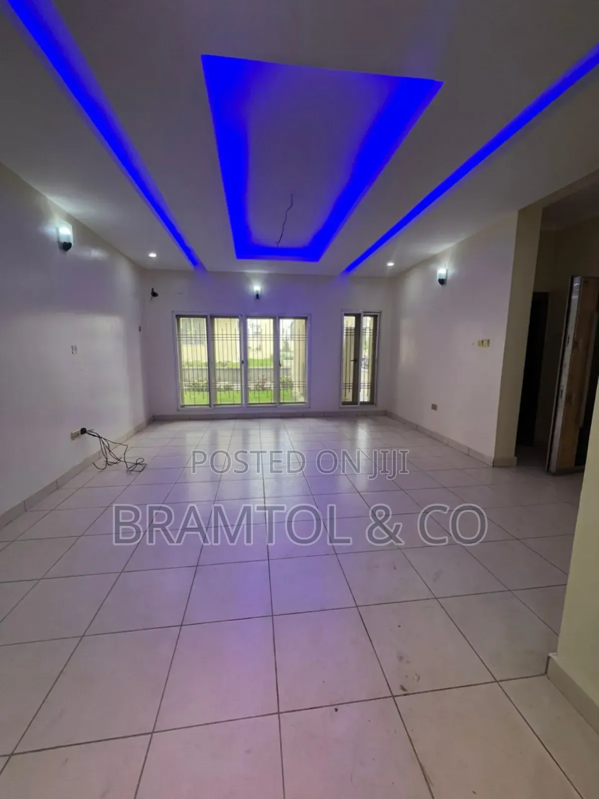 3bdrm Block of Flats in Katampe for rent