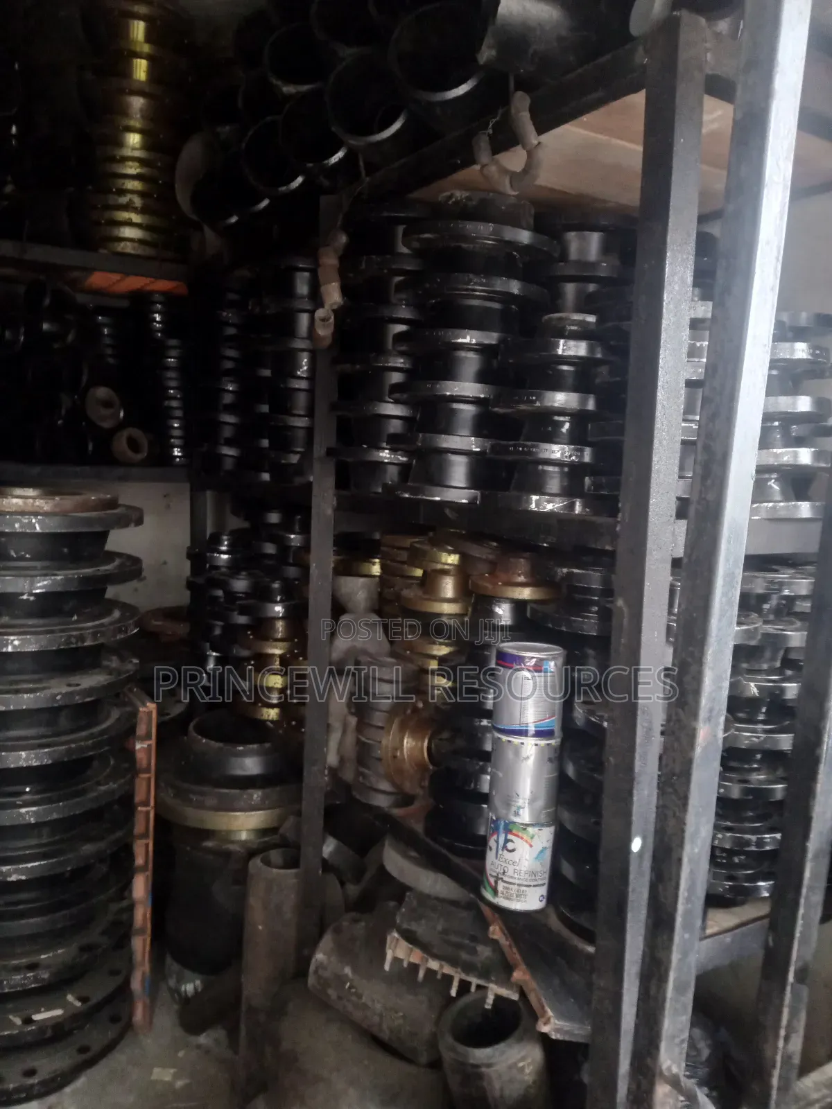 Flanges Tees Elbows Reducers And Rings Gasket