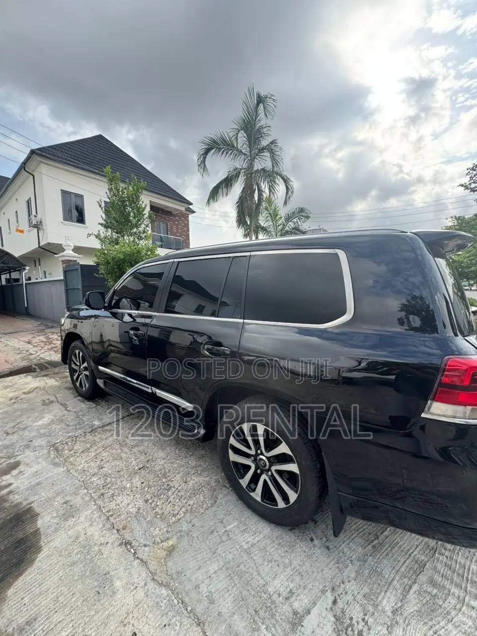 Toyota Land Cruiser Now Available for Rental