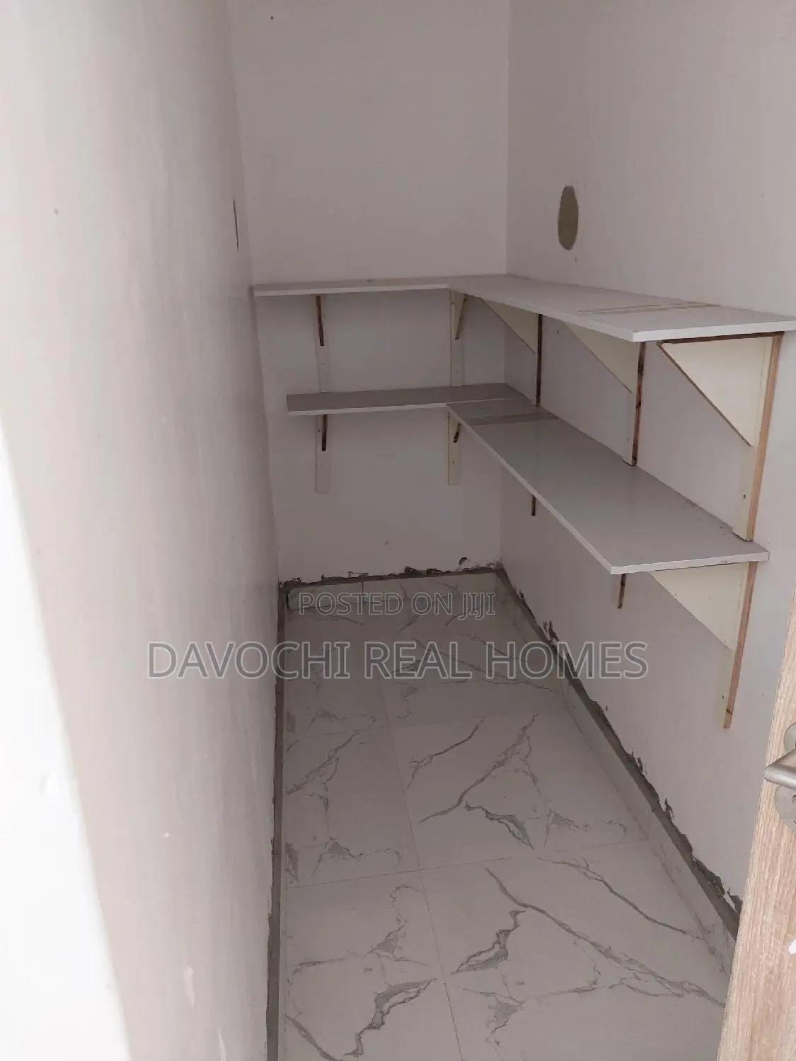 4bdrm Duplex in By Chevron Second, Lekki Phase 2 for rent