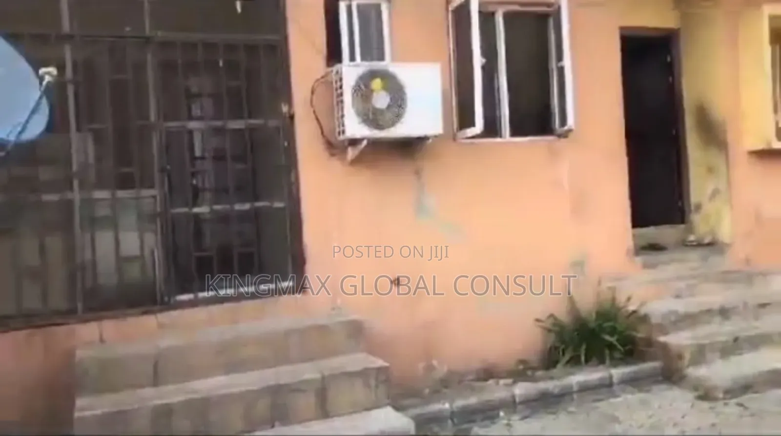2bdrm Bungalow in Wuse Zone Abuja for sale