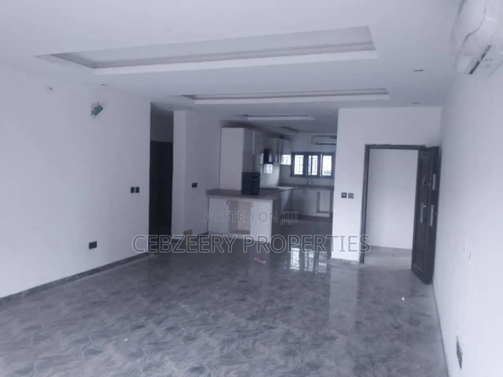 3bdrm Block of Flats in Ikeja GRA for rent