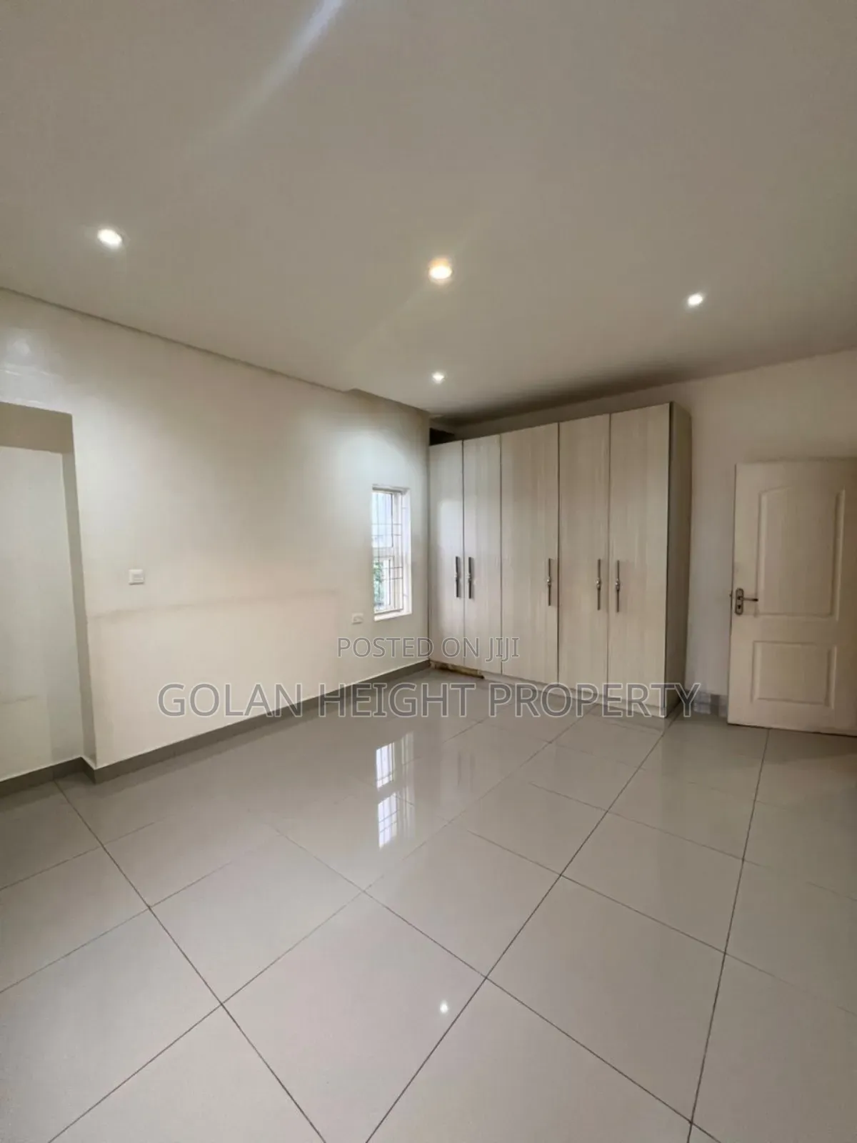 3bdrm Apartment in Diplomatic Zone, Katampe Extension for rent