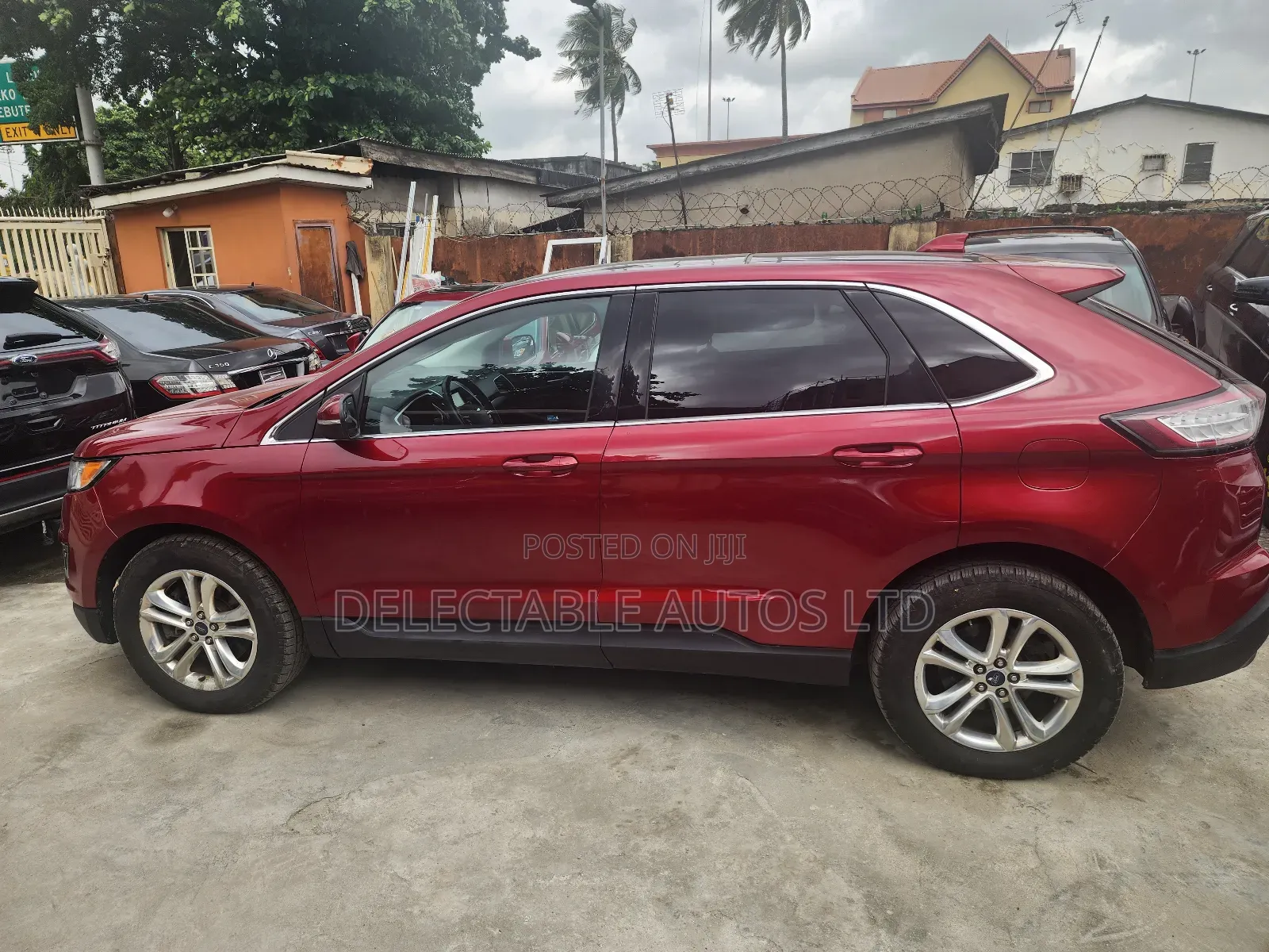 Ford Edge SEL 4dr SUV (2.0L 4cyl Turbo 6A) 2015 Red
