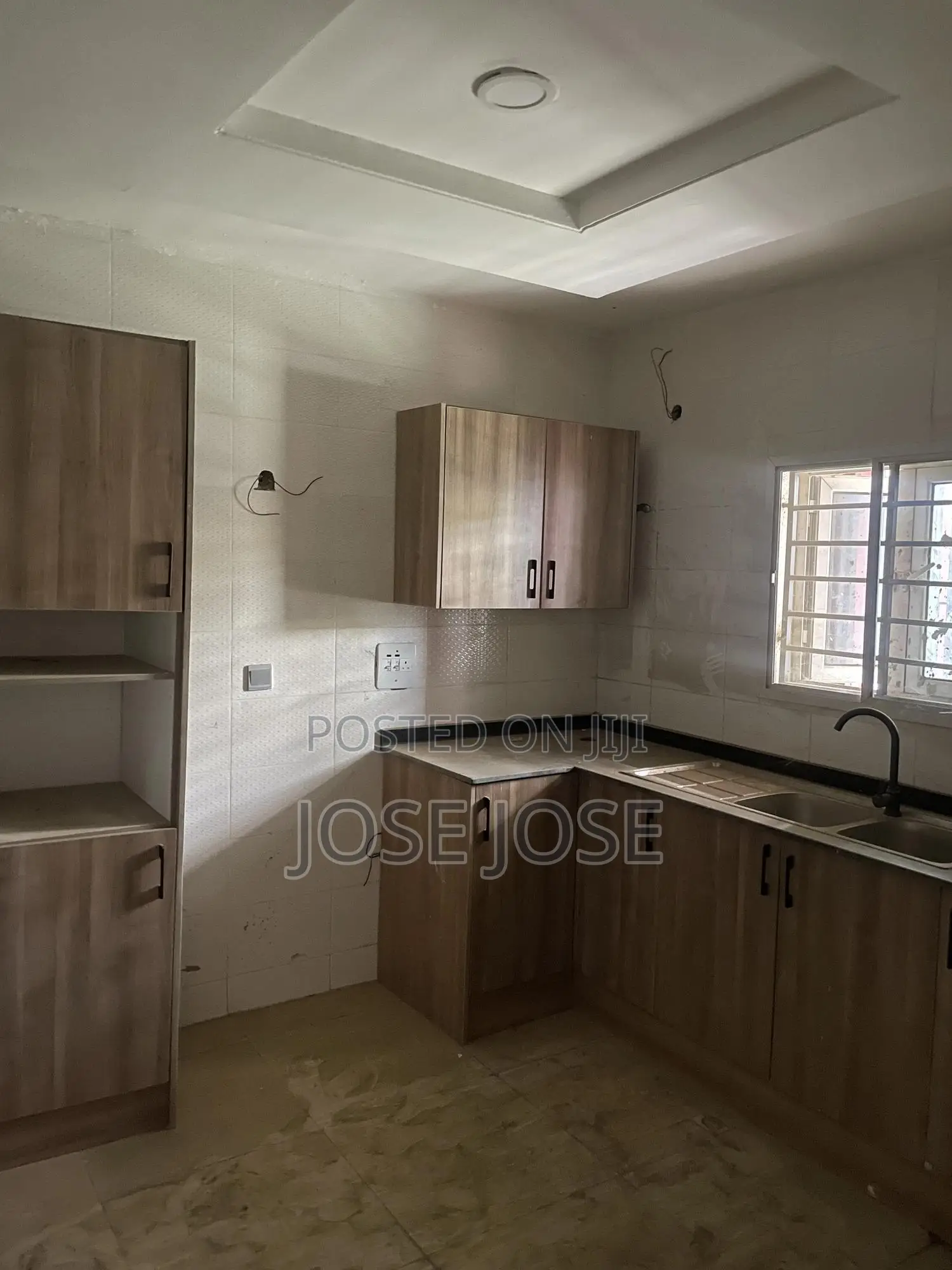 Furnished 3bdrm Block of Flats in Nil, Mbora for sale