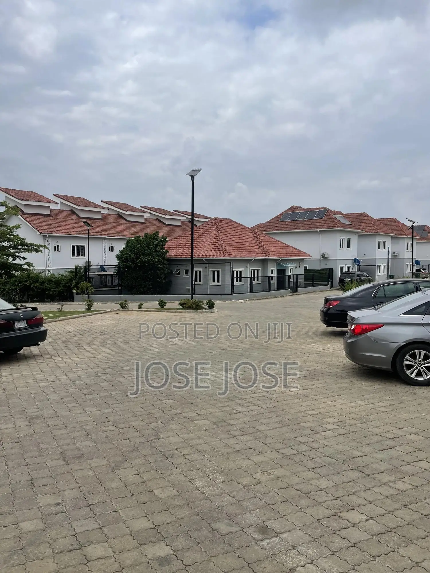Furnished 3bdrm Block of Flats in Nil, Mbora for sale