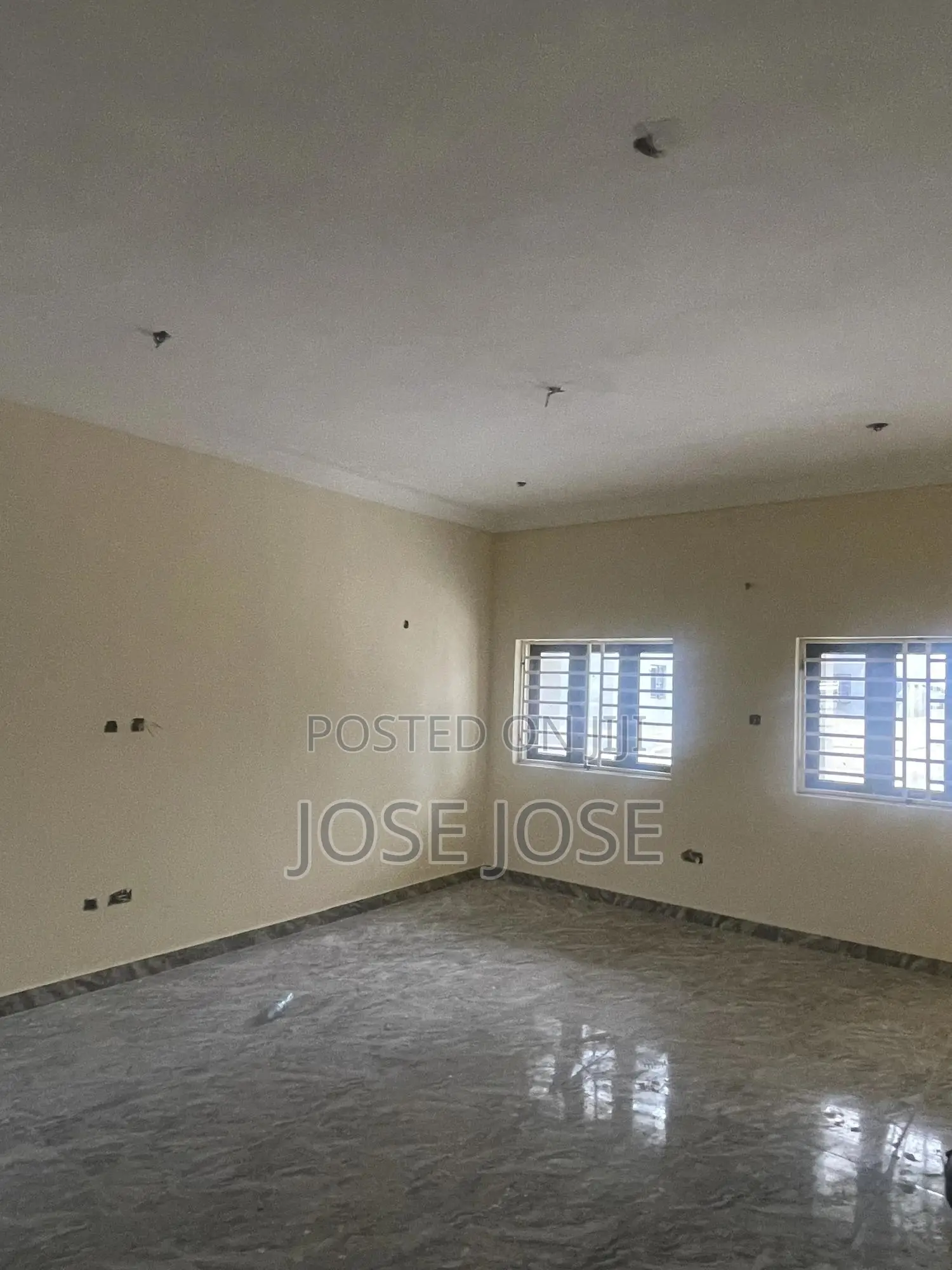 Furnished 4bdrm Duplex in Ask, Mbora for sale
