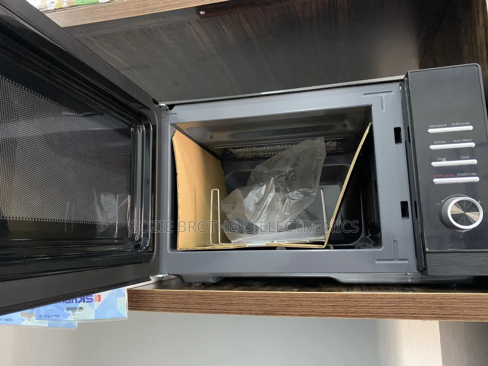 Midea Microwave Oven Plus Grill 20 Liters