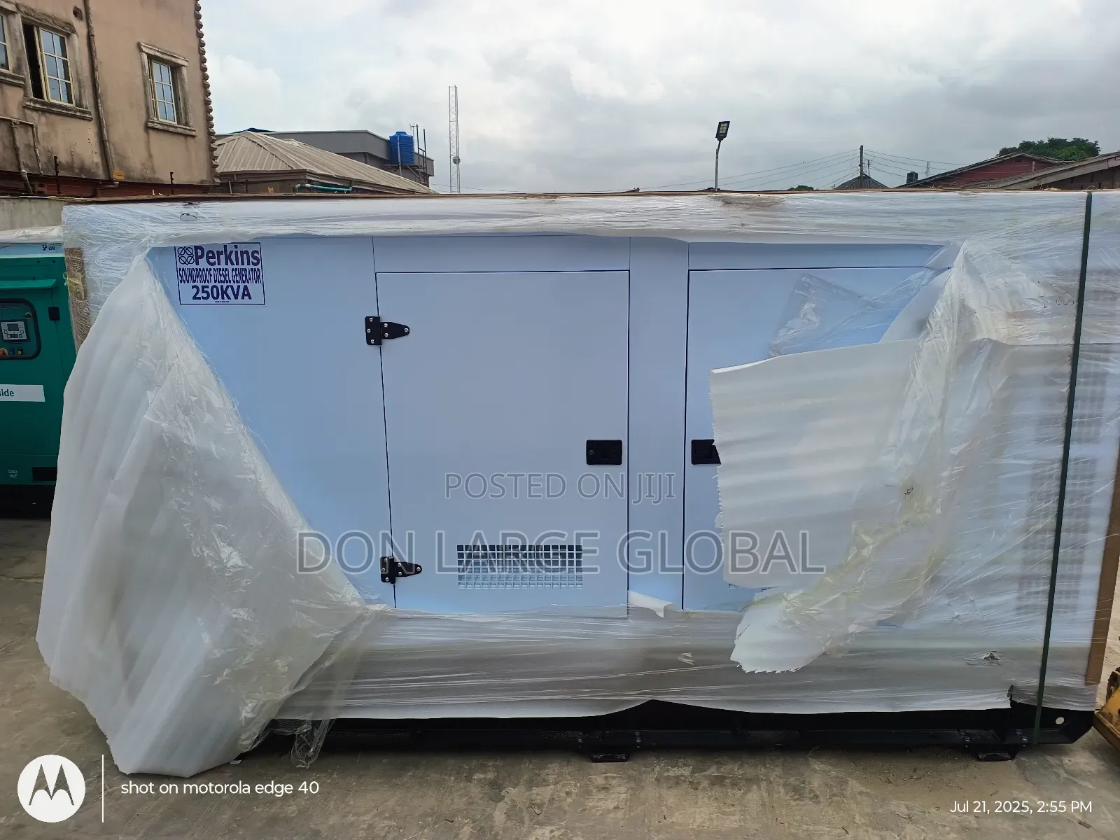 250kva Perkins Soundproof Diesel Generator