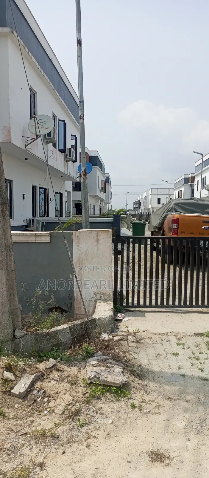 Furnished 3bdrm Duplex in Zylus Court, Bogije for sale