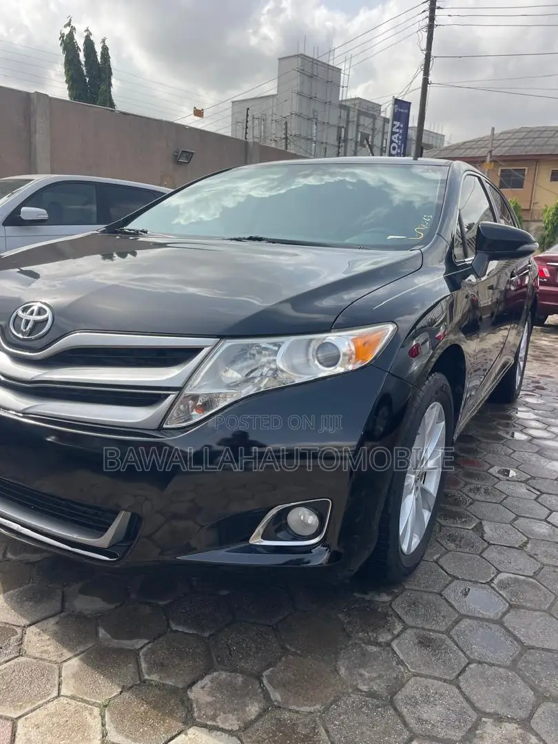 Toyota Venza LE AWD 2013 Black