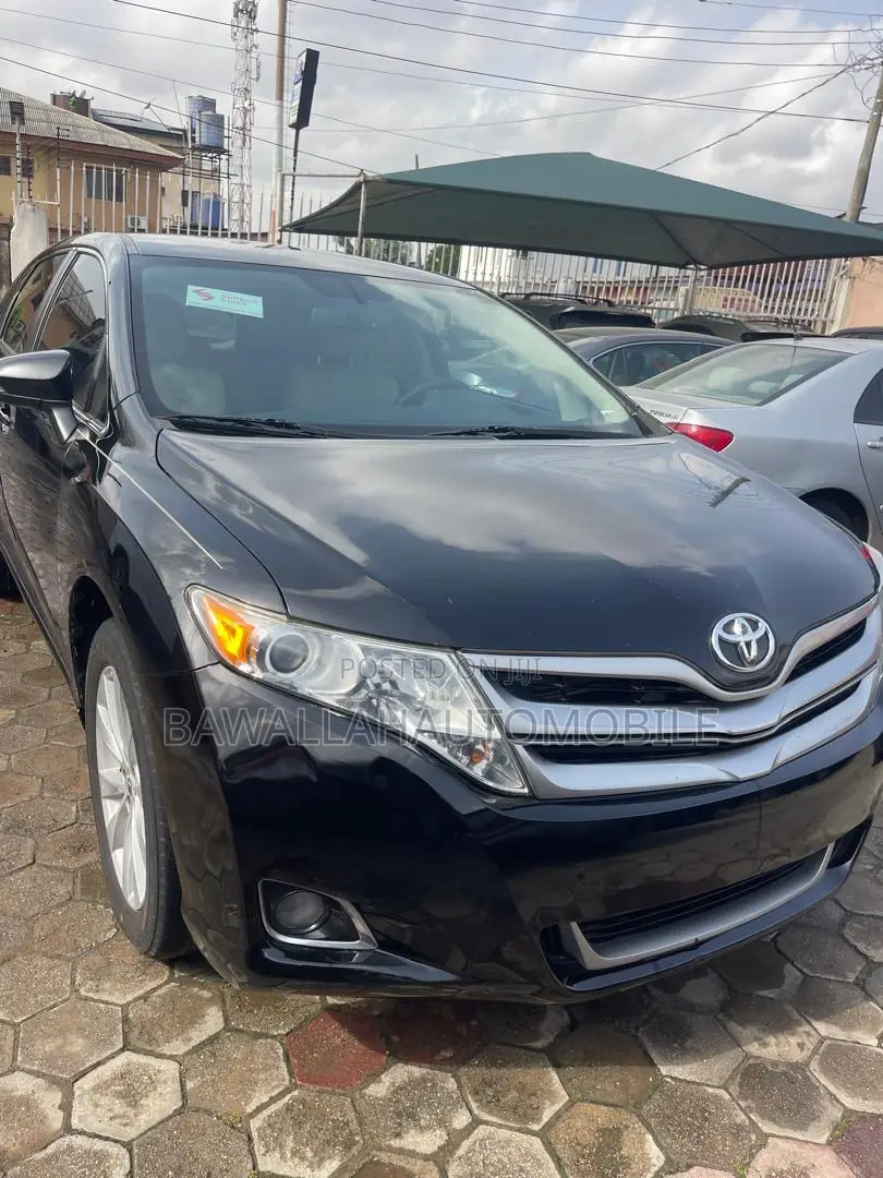 Toyota Venza LE AWD 2013 Black