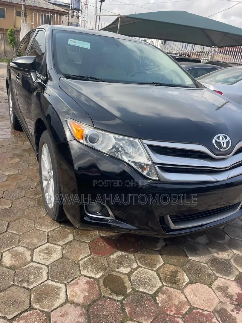 Toyota Venza LE AWD 2013 Black